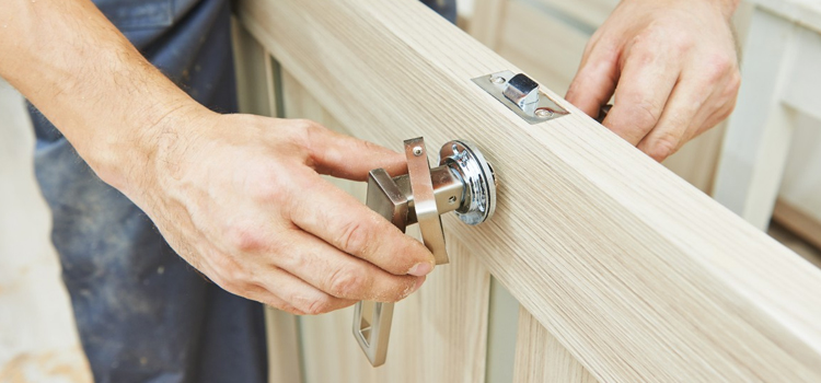 interior door repair Inglewood